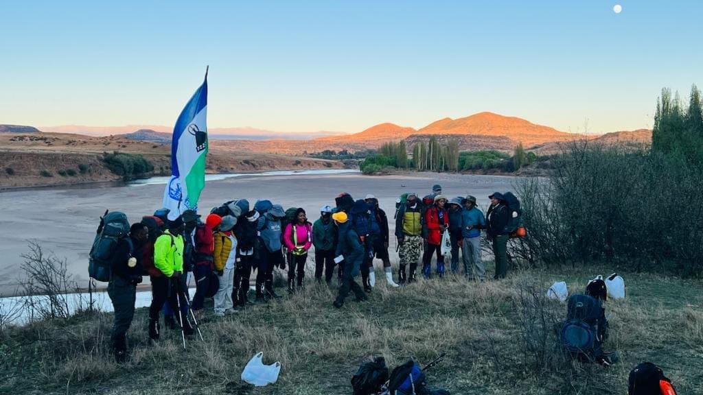 Motlatsi_RC's tweet photo. Official Launch of #3Ranges Trail
On Sat. September 28th
In Khauteng, Morifi, pakeng tsa Senqu le Makhaleng. Mohale's Hoek ha bo Tau tse Khubelu tsa Morena Mohale
#lowestpoint, the highest in the whole world.
What a way to close the tourism month!
#hikinglifestyle
#activetravel
#hikershaven
#hikingadventures
#extremechallenge
#lesothotourism
#ExperienceElevation
Lesotho Council for Tourism
Basotho 200 Years Celebration
Global Guest House
Metropolitan Lesotho
Modern Times Media Ls
Lesotho Tourism Development Corporation
Kutloano Motjolopane_Herbalife Independent Distributor
VisitLesotho