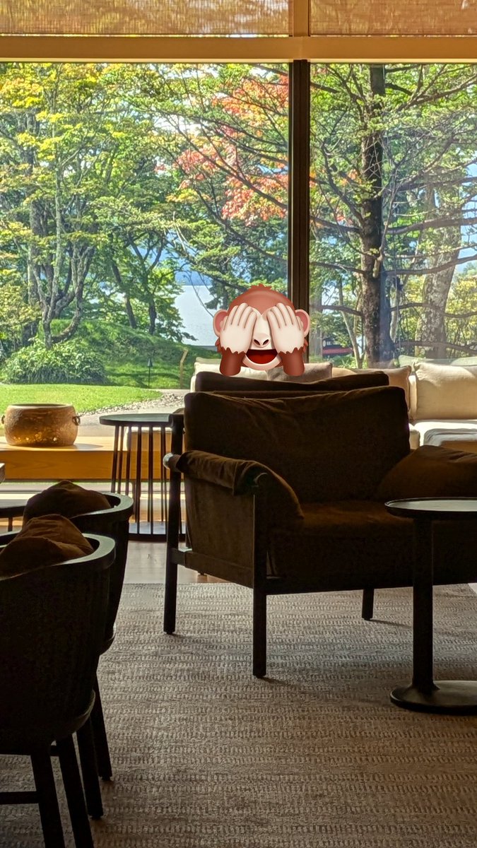 otto_ongaeshi's tweet photo. リッツカールトン日光

ウェルカムドリンクがお茶に変わっていて甘い和菓子も付いていました😆
お部屋でまったりしてからお散歩いってきます🚶 https://t.co/2PLHjEgxqx