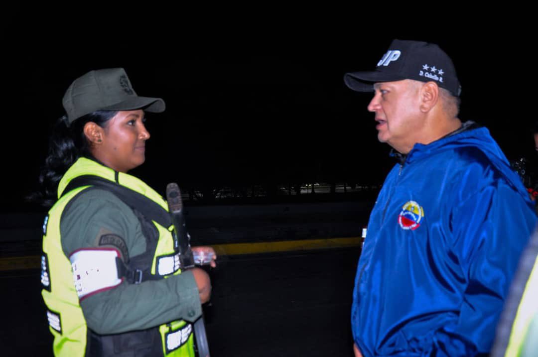 Con el Mazo Dando tweet media