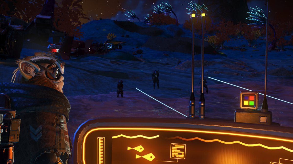 Little bit of teamwork to land that big one. 🎣 

<a href="/NoMansSky/">Sean Murray</a> <a href="/hellogames/">Hello Games</a> 
#NoMansSky #NoMansSkyAquarius