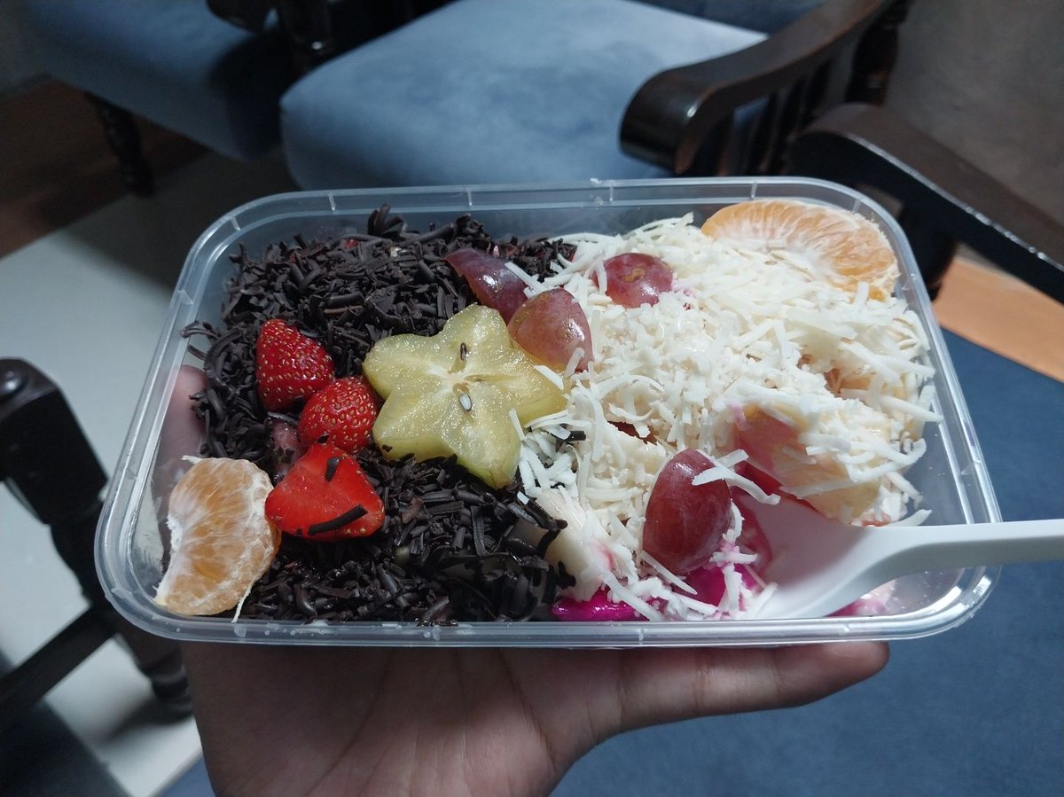 hilda aja👣 tweet media