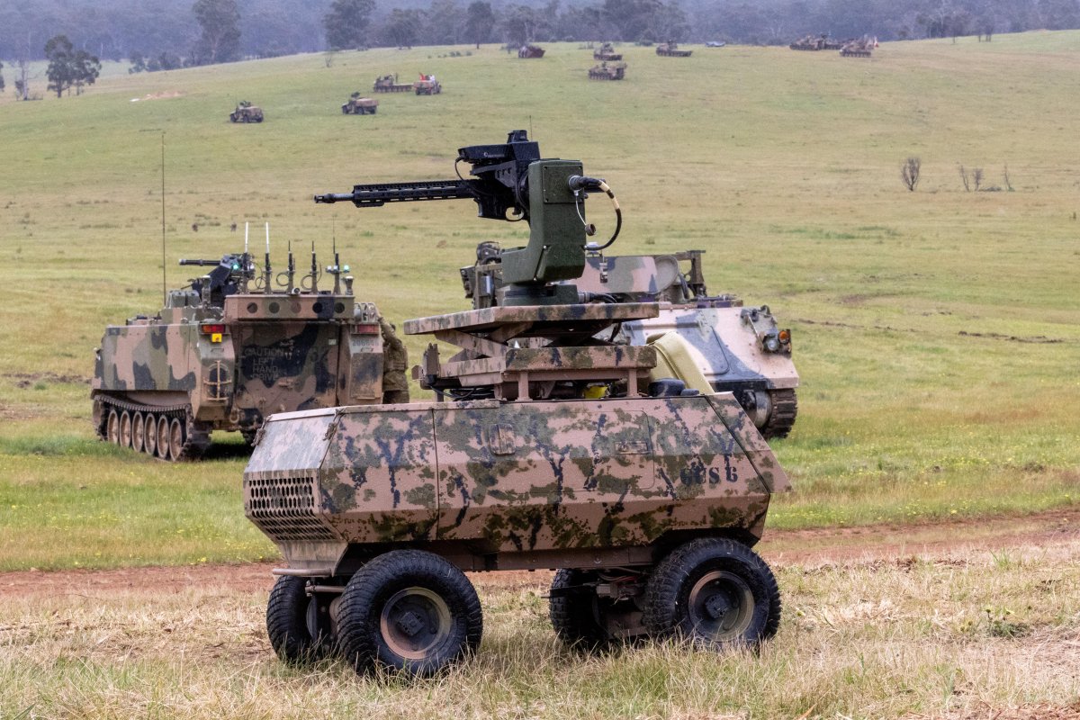 AustralianArmy's tweet photo. The Land Autonomous Systems &amp; Teaming–Demonstration (LAST-D) showcased a range of developing technologies from Defence and defence industry. 

ℹ️ LAST-D was the first exercise for 1st Armoured Regiment as Army’s dedicated experimentation unit. 

📸 CPL Michael Currie https://t.co/VwSmQ0hoBg