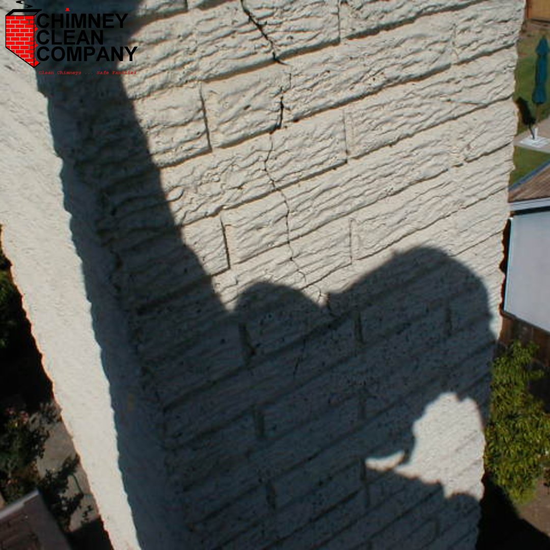 CompanyChimney's tweet image. Cracks in your chimney? Don’t wait until it’s too late! 🧱 Prevent costly repairs and keep your home safe with our expert chimney maintenance services. #ChimneyRepair #HomeMaintenance #ChimneyExperts