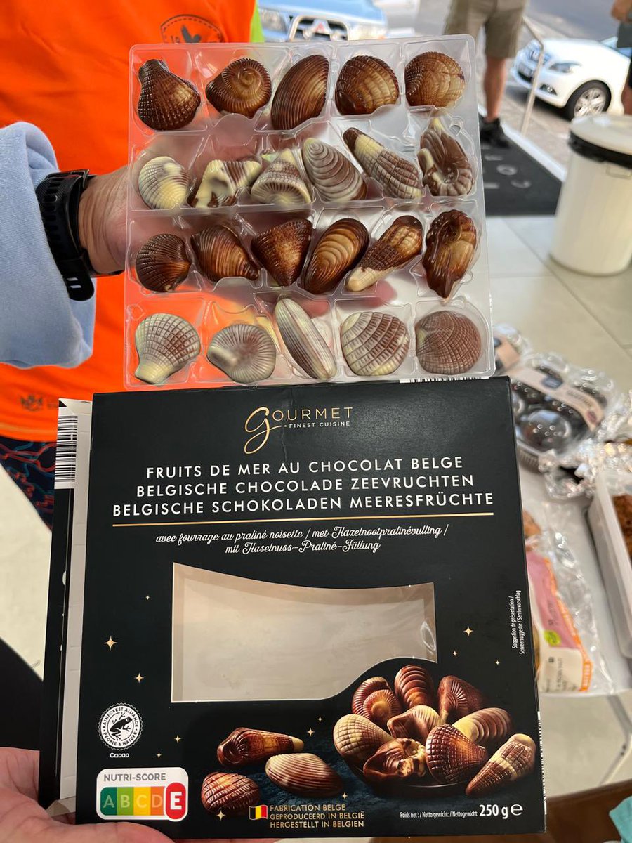 kegodobe's tweet photo. My friend brought me chocolates from Belgium 🇧🇪 🥰. https://t.co/Jp1gMBjoiQ