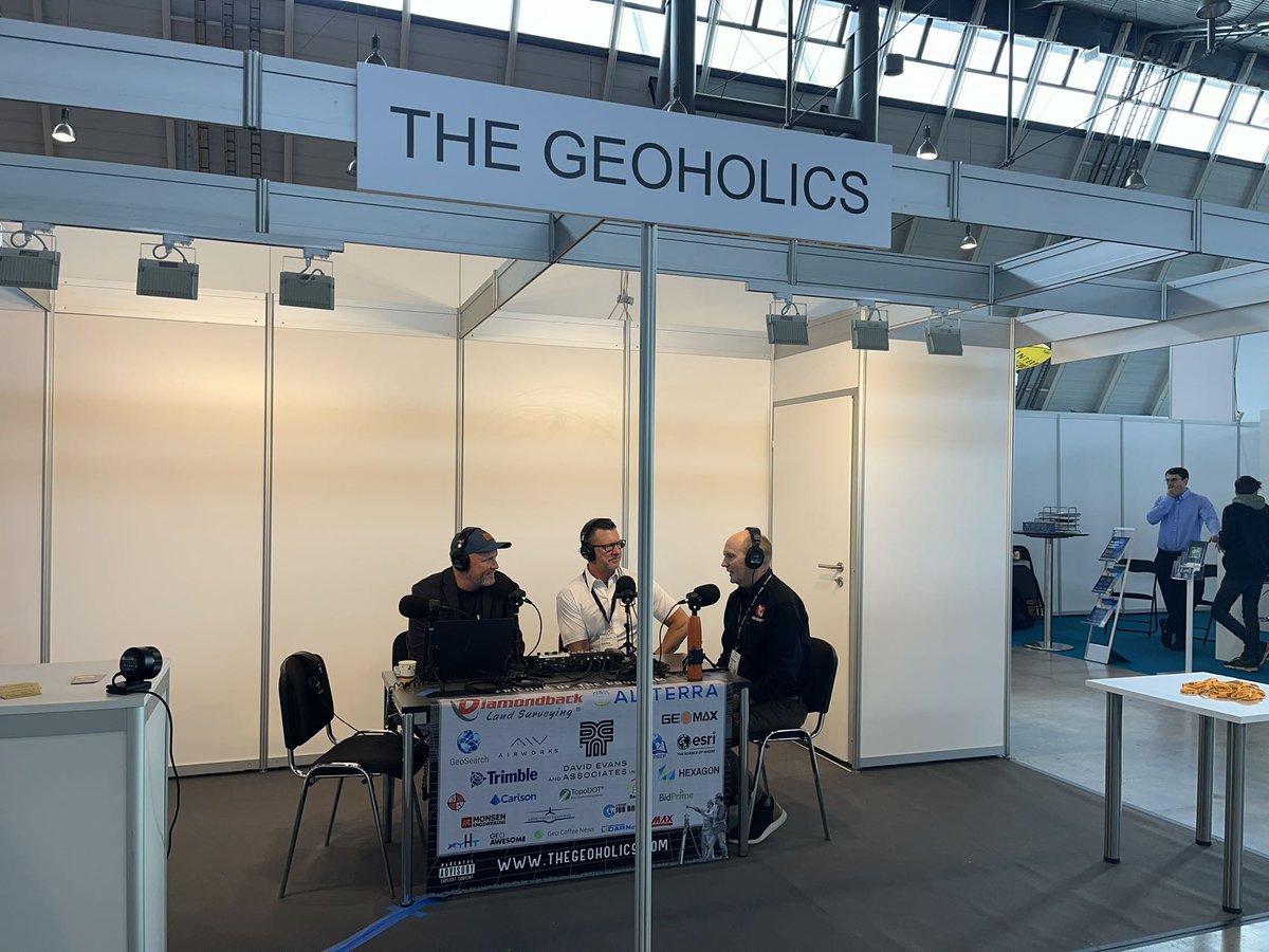 GEODNET_'s tweet image. 🎙️@mikeahorton is making a podcast with @TGeoholics at #Intergeo2024.

👀Can you guess what&apos;s the topic is?
#DePIN #GeoTech #RTK