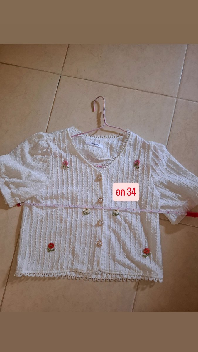 JantimaLp's tweet photo. ตัวละ 100.- ‼️ ส่งฟรีค่าาาาา 
#เสื้อมือสอง #เสื้อผ้ามือสองสภาพดี #โล๊ะ #ส่งต่อ #ส่งต่อเสื้อผ้า #ทีมบูรพา #เสื้อผ้ามือ2 https://t.co/FFjfadrIid
