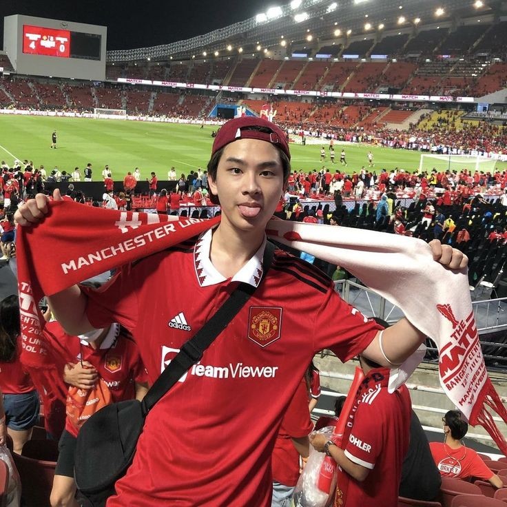 mojixpsg's tweet photo. 𝚜𝚜𝑤𝑘  𝑡𝑜 @thaichayanon *﹆ꕀ ♥️ ˚
โตขึ้นเป็นหนุ่ม 20 ขวบแย้วนะอ้วน อยู่แฮปพี่ไทยเป็นปีที่ 2 แยะ ดีใจมั่กๆๆที่ได้พบเจอพี่ไทย เค้ารักพี่ไทยที่สุดเยยนะ ขอบคุณที่เข้ามาเป็นความสุขและรอยยิ้ม ขอให้พี่ไทยถูกค้นพบอีกเย้อเย้อ ✩ ✩ ✩  
#THAIchayanon 
#THAIChayanonTurns20 https://t.co/DJA7R8jf8E