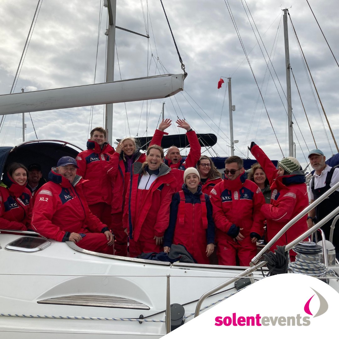 No such thing as bad weather with the right kit!
Happy sailing!

#autumnsailing #autumn #Solent #sailing