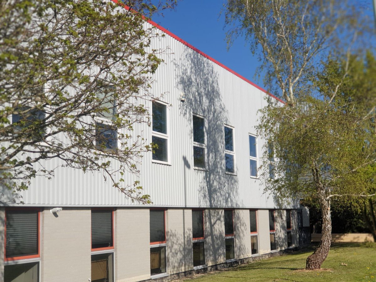 paintspraying's tweet image. 🌟 Transforming Failed Coatings on Cladding 🌟

#CladdingRestoration #CladdingRepair #ExteriorRenovation #BuildingMaintenance #OnSiteCoating #CladdingSolutions #FacadeRestoration #BuildingRenovation #CommercialCladding #CladdingExperts #ProtectYourInvestment #CladdingUpgrade