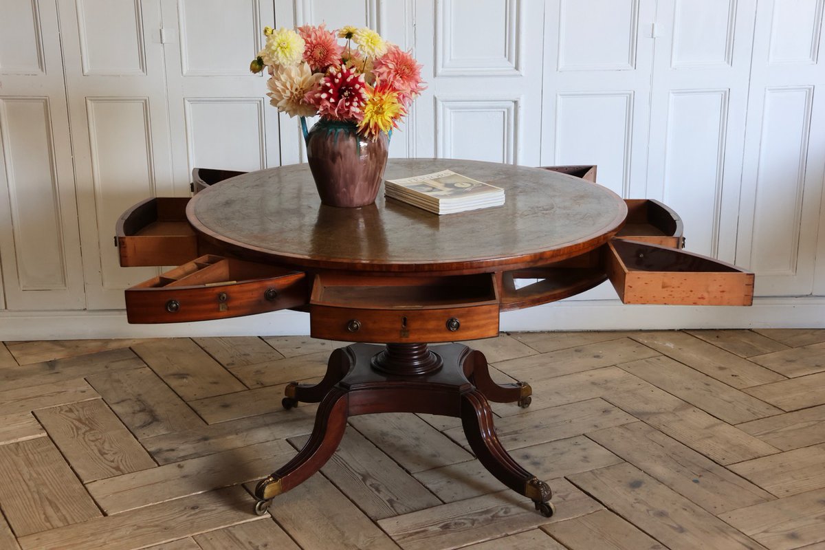 BrownriggUK's tweet image. Early 19th Century English Regency Mahogany Drum Library Table / Rent Table

tinyurl.com/mvzv6cj

#librarytable #renttable #mahoganyfurniture #antique #furniture #regencyfurniture