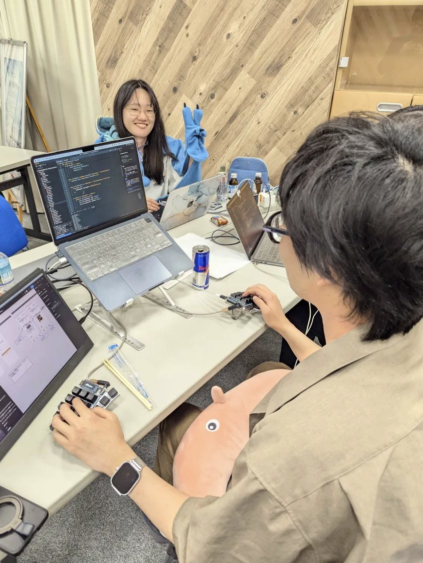 KITHUBp's tweet photo. 【#58hack に参加しました‼️】

未経験者ばかりの3チームが参加させていただき、助け合ってきました！

そんな中、1チームが #Studist 賞 by #スタディスト を受賞しました‼️👏

チームでの開発は簡単ではないですが新しい事も学べ、とても良い経験をさせていただきました！

ありがとうございました‼️ https://t.co/z5laylap18