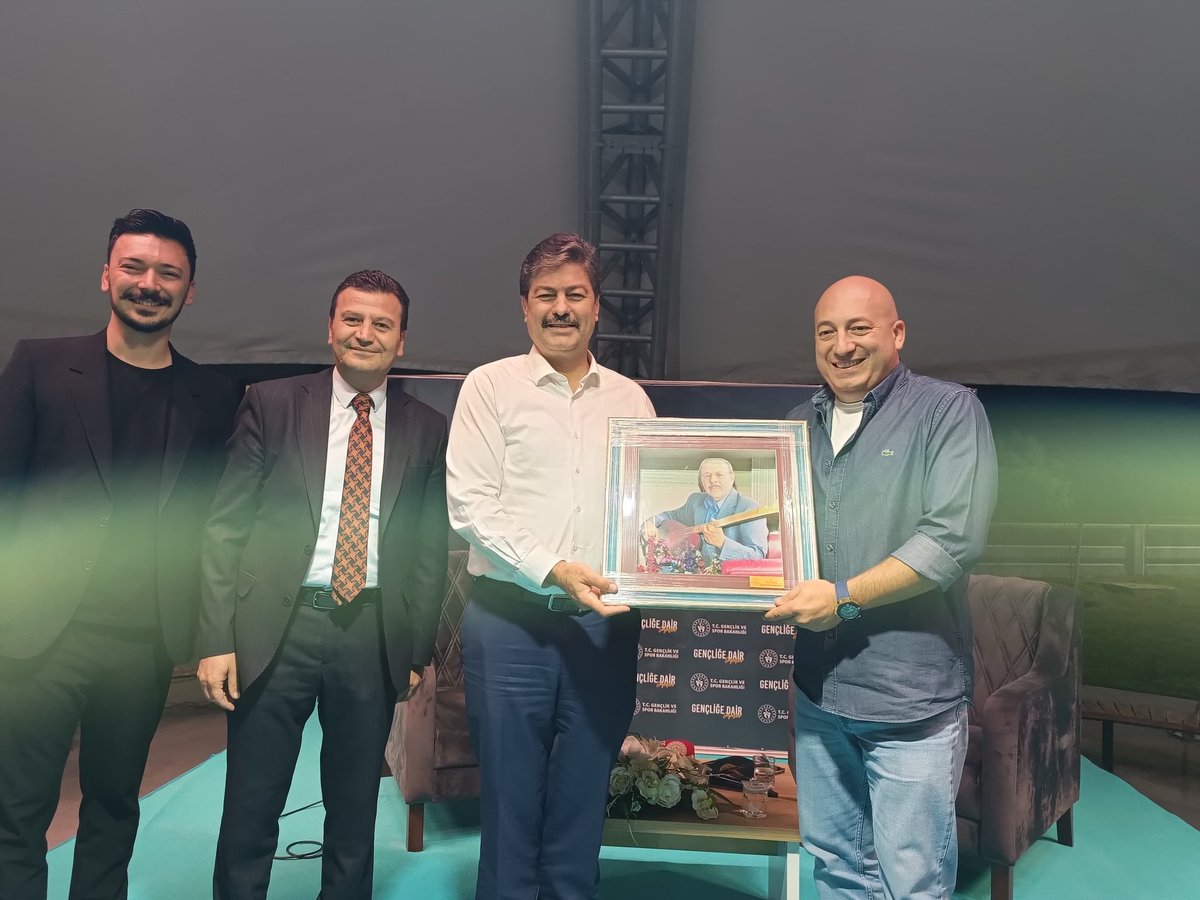 📍 Genç Ahiler Kırşehir'de Buluşuyor projesi kapsamında İl ve İlçelerimizden gelen Genç Ahilerimiz ile <a href="/selimyuhay/">Mimar Selim YUHAY</a> söyleyişi programı TOBB yurdumuzda düzenlendi.

<a href="/gencliksporbak/">Gençlik ve Spor Bakanlığı 🇹🇷</a> @oa_bak