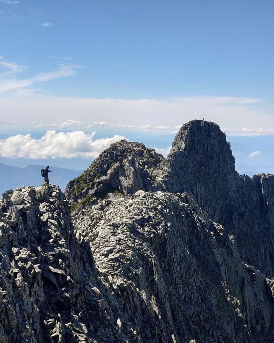 DaisukeIchii's tweet photo. 念願のジャンダルム踏破⛰️
天候に何回泣かされた事か、、
いやーめっちゃ嬉しいっ😆

大谷選手に負けてられませんっ　笑

09/24〜09/26
上高地→西穂高岳→奥穂高岳→前穂高岳→上高地 https://t.co/CNUQhPgAgY
