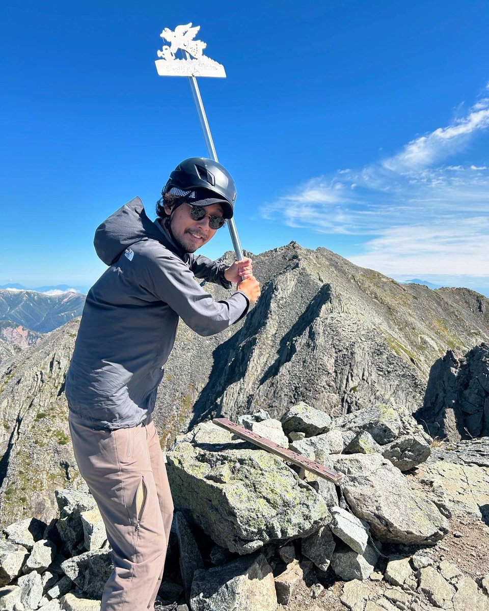 DaisukeIchii's tweet photo. 念願のジャンダルム踏破⛰️
天候に何回泣かされた事か、、
いやーめっちゃ嬉しいっ😆

大谷選手に負けてられませんっ　笑

09/24〜09/26
上高地→西穂高岳→奥穂高岳→前穂高岳→上高地 https://t.co/CNUQhPgAgY
