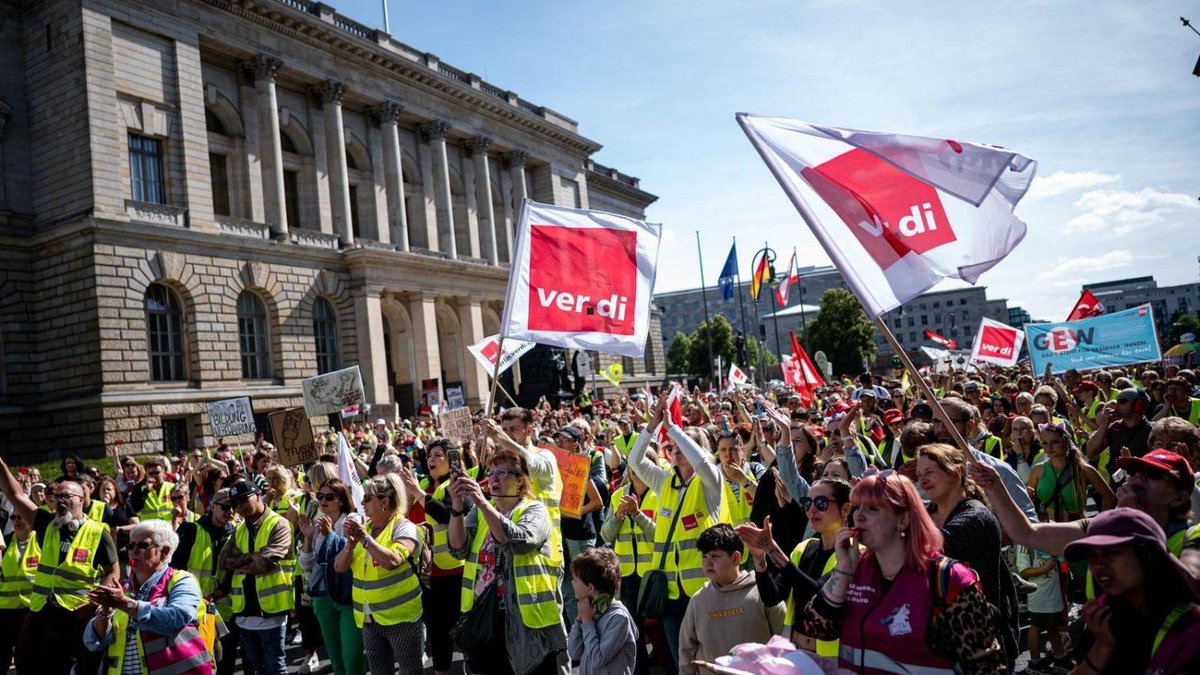 morgenpost's tweet photo. Kita-Streik in Berlin ab Montag – Krisengespräche gescheitert https://t.co/sbMQyAaVFI https://t.co/lyl8TBlqES