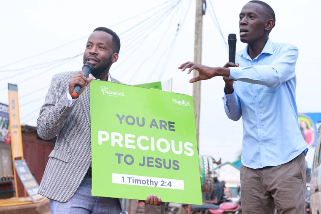 doraforchrist's tweet photo. You are precious to Jesus 
He is proud of you 
#Phaneroo
#PhanerooDevotion https://t.co/WombcaJP0P