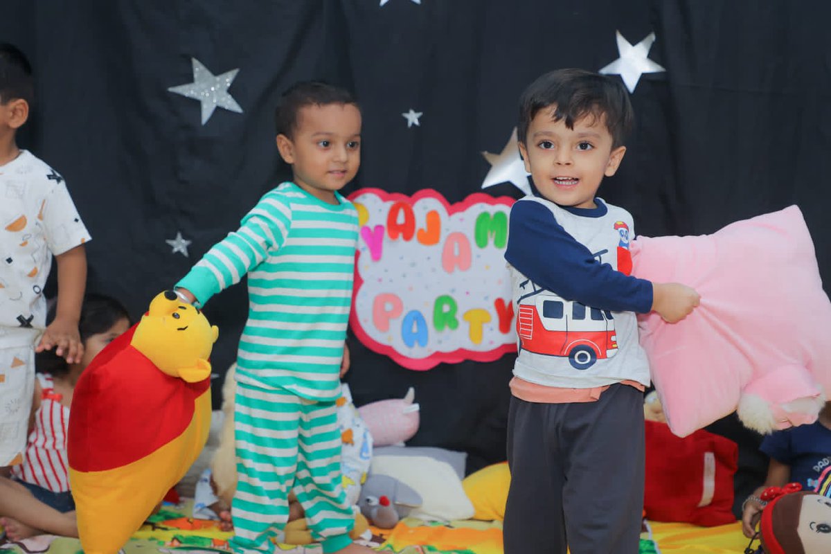 7iworldschool_g's tweet image. Playgroup Pyjama Party was a day of enjoyment where the classroom was turned into a cozy bedroom . Everyone showed up in comfortable PJs , ready for fun , games and yummy snacks.
#7iworldschool
#PyjamaParty
#ClassFun
#PlayGroupAdventures
#FriendshipGoals
#MemoryMaking
#PyjamaJam