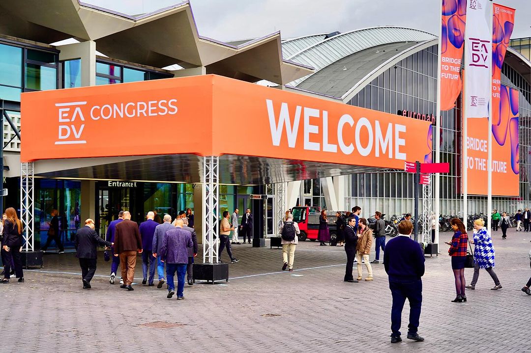 Welcome to Day 2 of #EADVCongress.

Let us know you’re here. Comment below 👇🏻 what you are most excited about during this EADV Congress in Amsterdam!