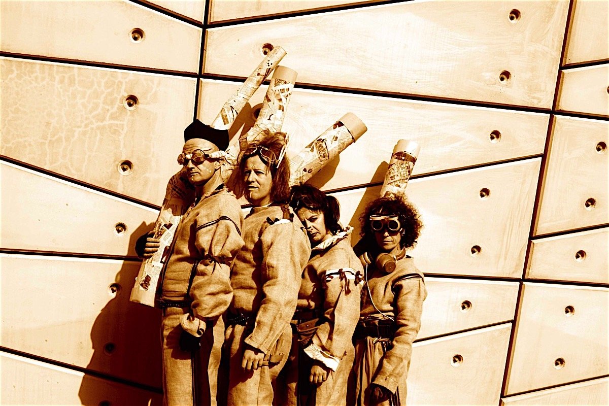 Comencem temporada amb 'Tempus', una comèdia involuntària itinerant per a vianants intrèpides de <a href="/visitantsteatre/">VISITANTS</a> 

📆 29/09
📌 12:30 pel Mercat Central i 17:00 a les Torres de Serrans de València

Col·laboren <a href="/AjuntamentVLC/">Ajuntament València</a> <a href="/GVAivc/">Institut Valencià de Cultura - GVA</a> <a href="/TeatreEscalante/">Escalante</a> <a href="/alicanteayto/">Ayuntamiento Alicante</a> i ESADV