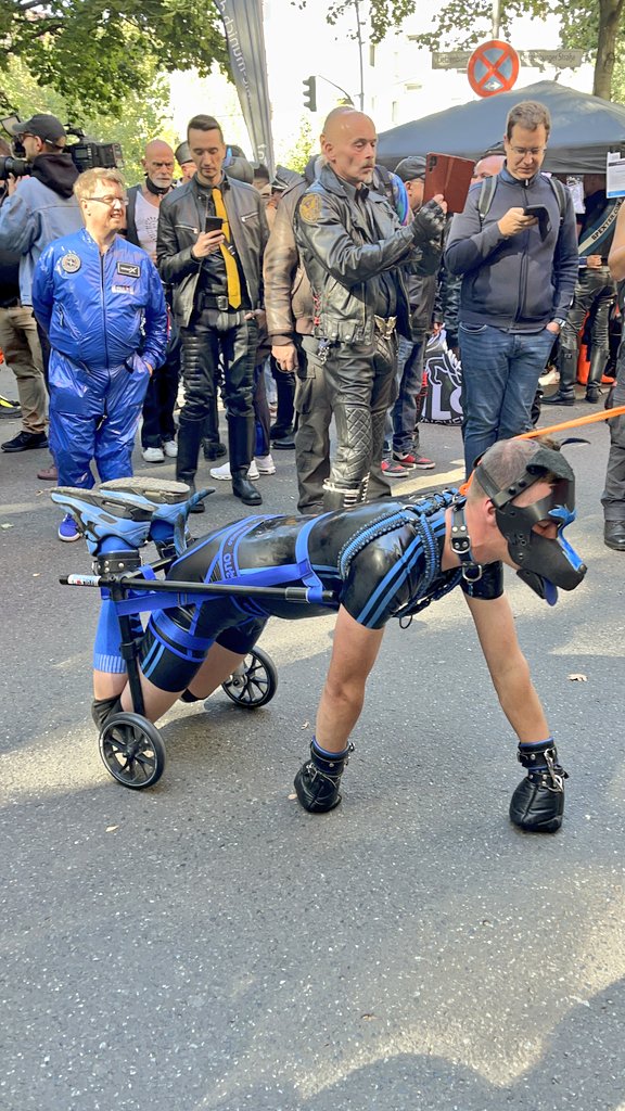 ABDL_jabc's tweet photo. A bit late with the pictures but @FOLSOMEUROPE was awesome 😎 
@Rubys_ABDLove
@Little_Cassy_ 
@Kristof_abdl 
@SubPup_TiJay
📸 @bouncingbalinst https://t.co/hb77ZL7JSl