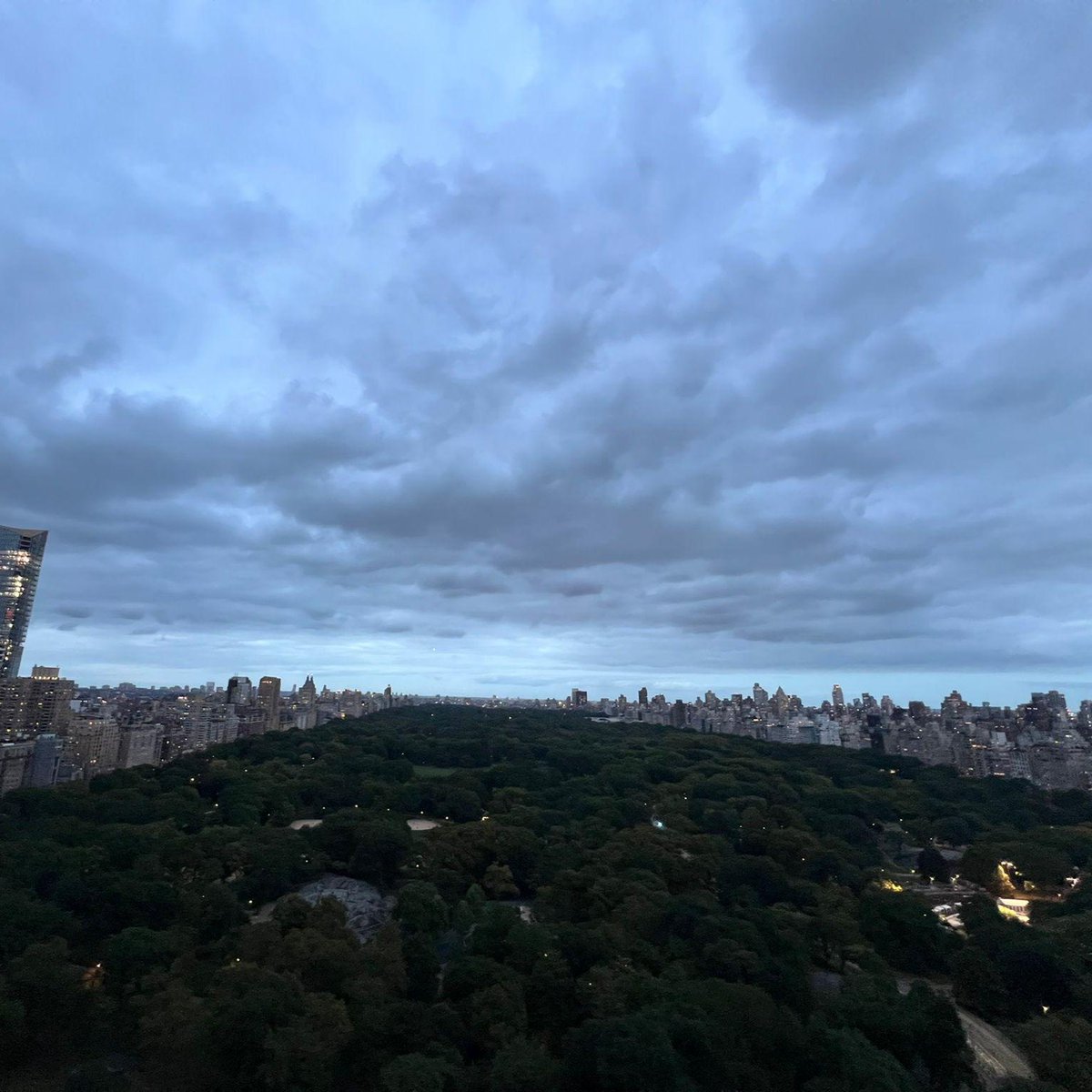 decarb_earth's tweet photo. 📸 Great dialogue with Mary Showstark.

NYC Climate Week is a powerful reminder that collective action can drive global impact! 🌍✨

#NYCClimateWeek #Sustainability #ClimateAction #CarbonCredits #Leadership #DecarbEarth https://t.co/SLkDWc4QVK