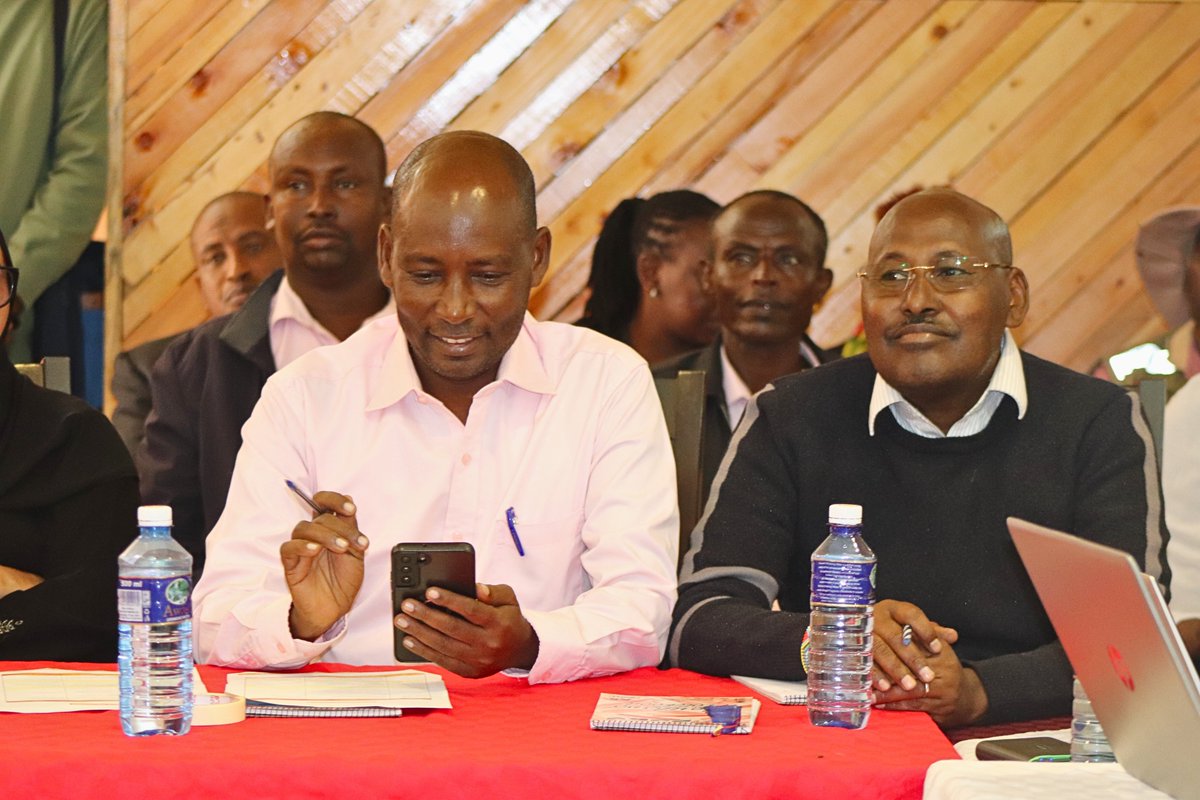 DLCI_Kenya's tweet image. The event focused on strengthening capacities of county officials, community institutions, and CSOs to better understand community land rights and fast-track the implementation of the Community Land Act 2016
#CLA2016

2/6