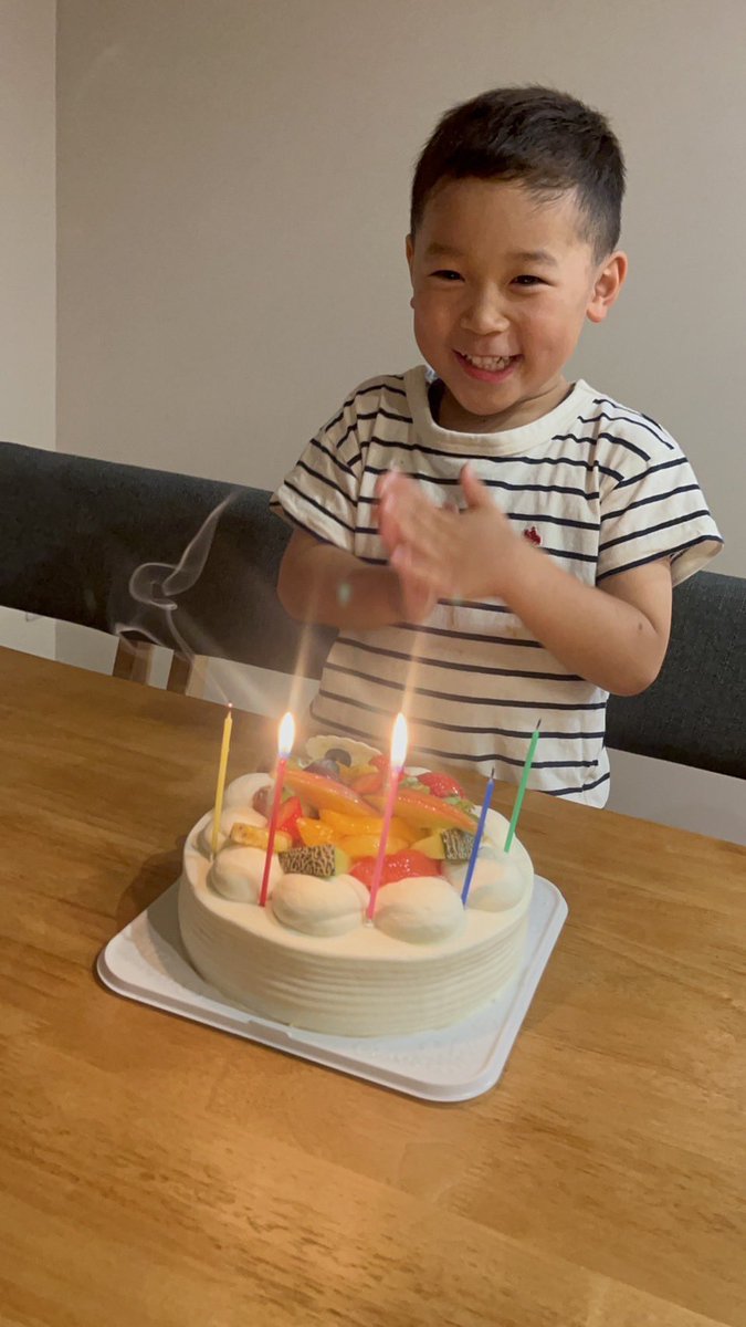 71stagram's tweet photo. 5才お誕生日⋆͛🦖⋆͛ https://t.co/Xc00B9mXYZ