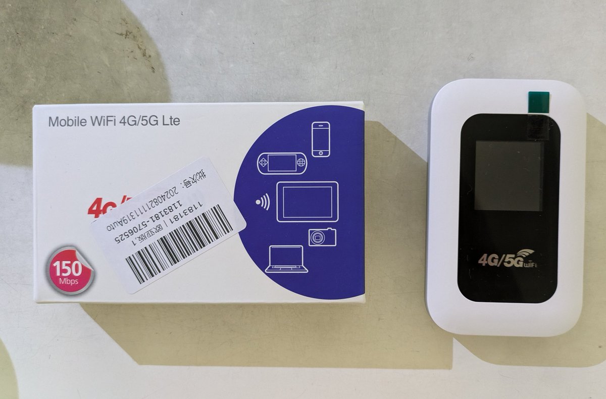 wism03's tweet photo. 粗悪品です。電源も入らんしsimカ-ドにも反応しません。だまされた~。
ユ-チュ-ブの広告でよく見かけるモバイルwifi。
危険なサイトだと警告されたのに入ってしまったことは反省。
警察に事件として訴えでるか検討中
#jp.denovao.com https://t.co/tEujUkrGWq