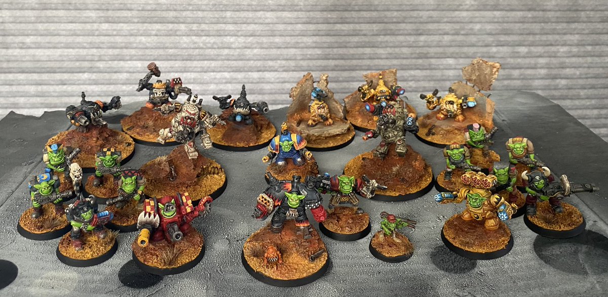 KrrNiGit's tweet photo. About a 1000 points of #40k #orkz just need some trukks https://t.co/XabPQWjVzW