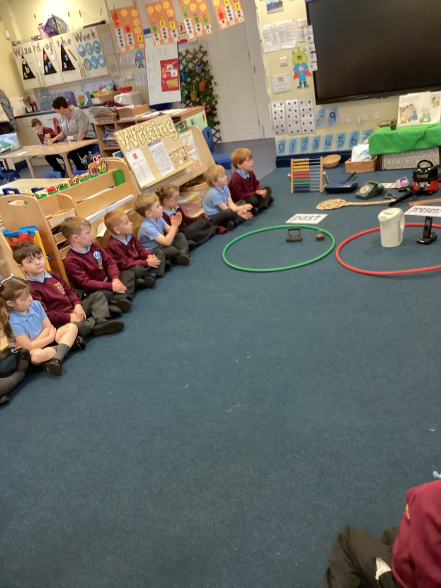StBellarmine's tweet photo. Reception are learning the terms past and present and are beginning to know about time passing. We know the past has already happened and the present is happening right now. We then sorted lots of objects into past and present sets. #eyfs #passingoftime https://t.co/o1deJ0SqE9