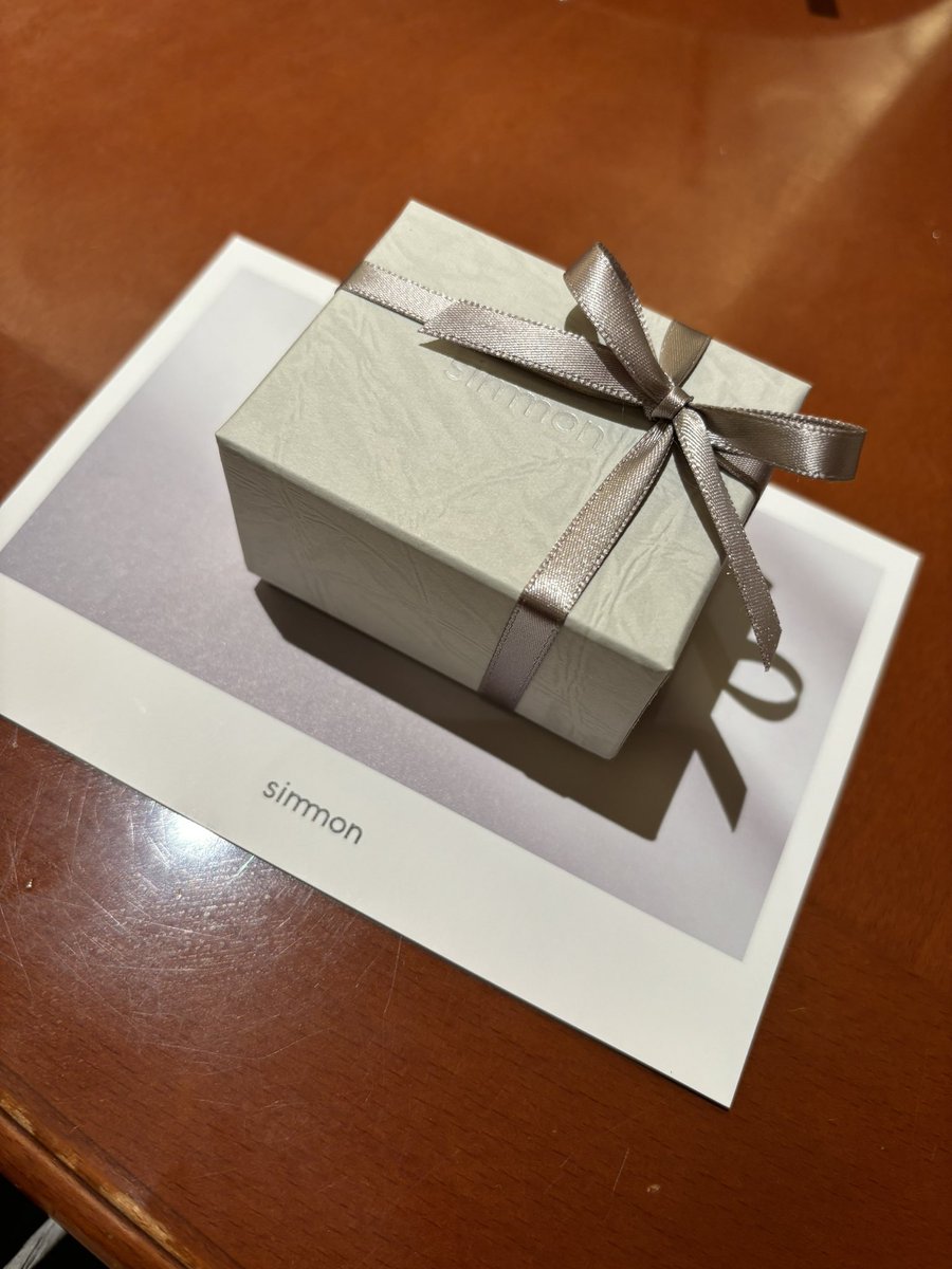 YukiKou397508's tweet image. 長女への贈り物🎁を探しにきました。すぐに可愛いのが見つかりました☺️

#simmon 
#シモン
#伊勢丹新宿 で10/1までのPopupだそう🩵