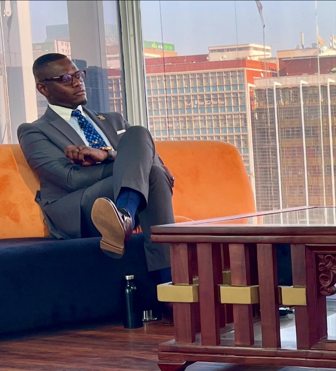 chiefkoti's tweet image. #WhileAtWork Excited to have had an insightful interview with Psychological Trauma Specialist Mertha Mo Nyamande earlier today on @ZTNPrime 

Our conversation shed light on the urgent need for corporates to establish effective measures and policies that support employees in…