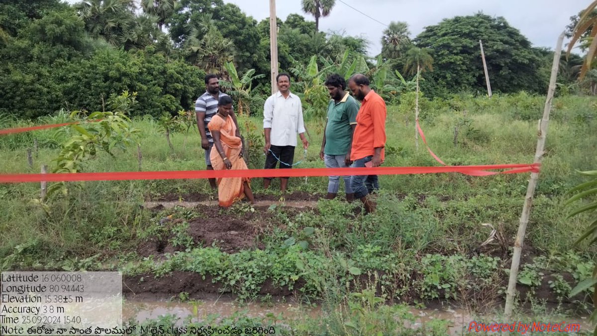 IGGAARL (@iggaarl) on Twitter photo మెంటార్ తరగతుల్లో భాగంగా జీవ నియంత్రణ,సహజ శత్రువులు,రిలే క్రాపింగ్, ఆదాయ వ్యయ సంబంధాలు, డాక్యుమెంటేషన్, దిగుబడి భద్రత, రికార్డు రైటింగ్ తదితర అంశాలపై పట్టు సాధిస్తున్న కృష్ణా జిల్లా కోసూరువారిపాలెంకు చెందిన <a href="/iggaarl/">IGGAARL</a> FSC విద్యార్ధులు. <a href="/samuelanand09/">Samuel Anand Kumar</a>, <a href="/vijaythallam/">Vijay</a>,<a href="/rajbudithi65/">Rajsekhar Budithi</a> మెంటార్ తరగతుల్లో భాగంగా జీవ నియంత్రణ,సహజ శత్రువులు,రిలే క్రాపింగ్, ఆదాయ వ్యయ సంబంధాలు, డాక్యుమెంటేషన్, దిగుబడి భద్రత, రికార్డు రైటింగ్ తదితర అంశాలపై పట్టు సాధిస్తున్న కృష్ణా జిల్లా కోసూరువారిపాలెంకు చెందిన <a href="/iggaarl/">IGGAARL</a> FSC విద్యార్ధులు. <a href="/samuelanand09/">Samuel Anand Kumar</a>, <a href="/vijaythallam/">Vijay</a>,<a href="/rajbudithi65/">Rajsekhar Budithi</a>