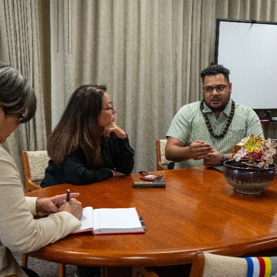 PIDP_EWC's tweet image. We are proud to partner with @CANPacificIs through an MOU signed today at the @EastWestCenter.

Together, we aim to support the environmental integrity of the Pacific and bolster resilience through our collective expertise and networks.

#PIDP #EWC @LumVares #PICAN @rufino_varea