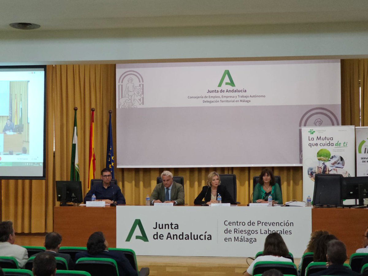 MutuaFM's tweet photo. Comienza la Jornada "Cultura preventiva: Modelos y casos prácticos de implantación, cambio y mejora" organizada por #CPRL Málaga
Inaugura @carmenssierra_ Delegada Territorial de La Junta de Andalucía de #Empleo #Empresa y #trabajo autónomo @EmpleoJunta @IAPRL #culturapreventiva https://t.co/xdmTxfRFJV