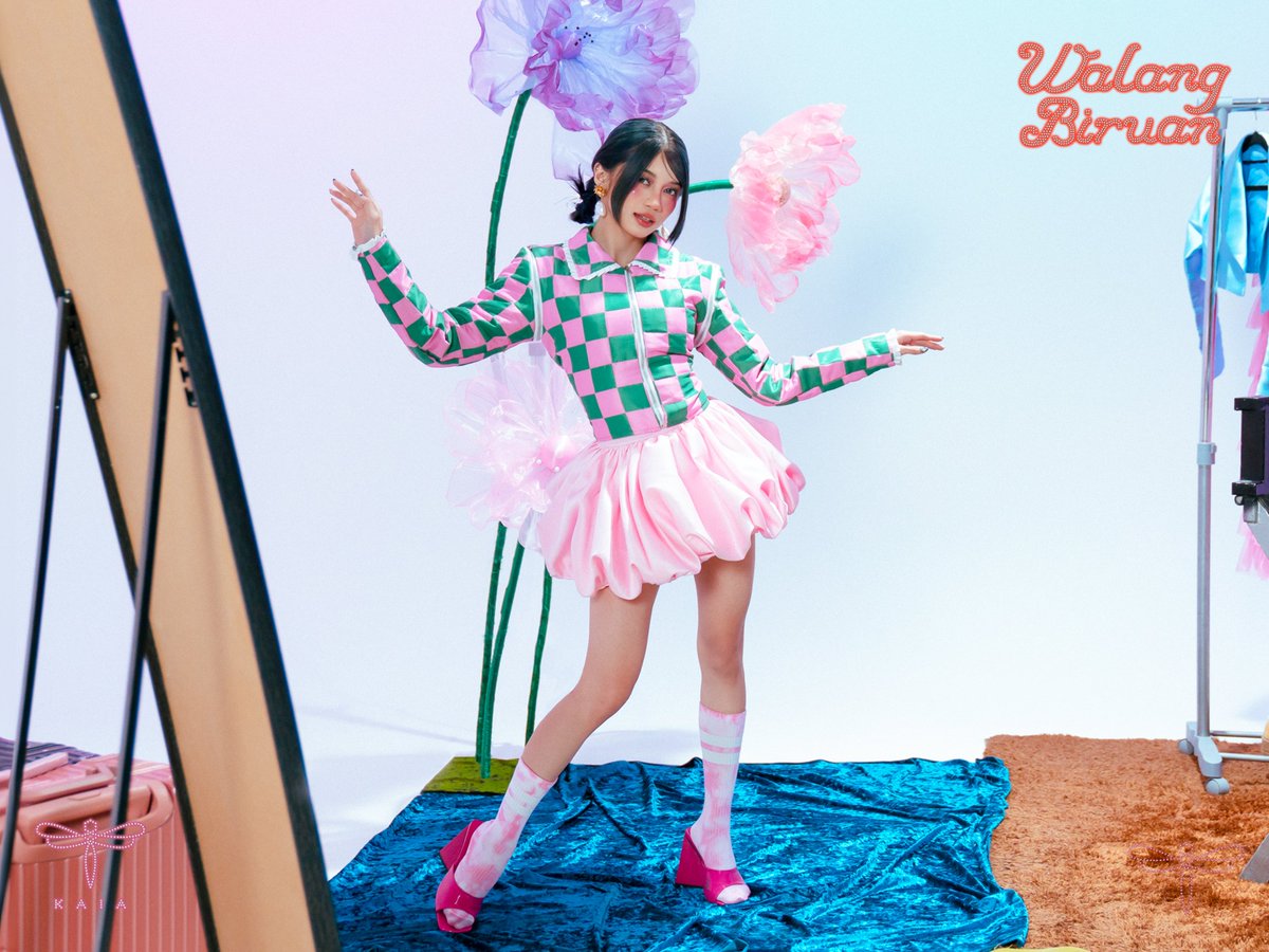 KAIAOfficialPH's tweet image. [Walang Biruan]

Walang Biruan: Concept Photo 🫧
#KAIA_CHARLOTTE 🍊

Pre-save 'Walang Biruan':
🎧 push.fm/comp/kaia-wala…

WALANG BIRUAN CONCEPTPHOTO 03
#KAIA_WBConceptPhoto03 #WalangBiruanByKAIA #KAIA