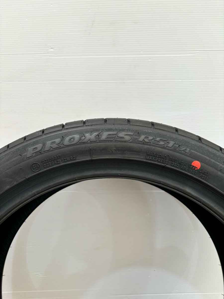 タイヤ紹介 / 【トーヨータイヤ PROXES R51 A MAZDA 3（215/45R18
