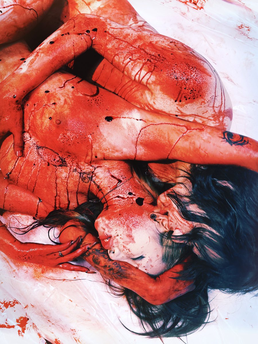 Lovers

@SHUI_Unity 
@loops_tattoo https://t.co/DgRDwR5YHq