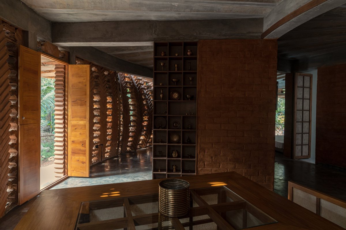 Wallmakers wraps Indian home with perforated walls made with discarded toys: dezeen.com/2024/04/05/wal…