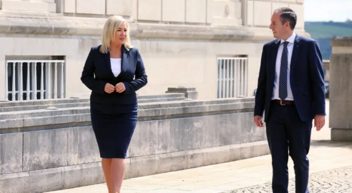 Northern Ireland Border Solution (@bordersolution_) on Twitter photo EXCLUSIVE! <a href="/BBCNolan/">The Nolan Show, BBC</a>
Oh FFS not again
Paul Givan caught meeting another representative of paramilitary terrorist group 😳
#BBCNolan EXCLUSIVE! <a href="/BBCNolan/">The Nolan Show, BBC</a>
Oh FFS not again
Paul Givan caught meeting another representative of paramilitary terrorist group 😳
#BBCNolan
