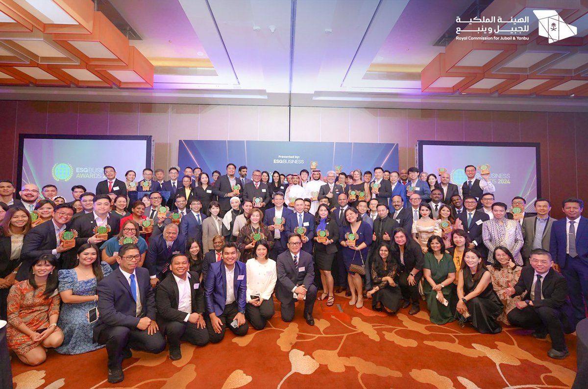 حصلت #الهيئة_الملكية_بينبع على جائزتين دوليتين من مؤسسة <a href="/ESG_Awards/">ESGBusiness Awards</a> بدولة سنغافورة على مستوى قارة آسيا للعام الحالي 2024م.
حيث جاءت الجائزة الأولى عن البنية التحتية المستدامة، فيما كانت الجائزة الثانية عن جودة إدارة المياه المستدامة.

#ينبع_الصناعية
#صناعة_وحياة