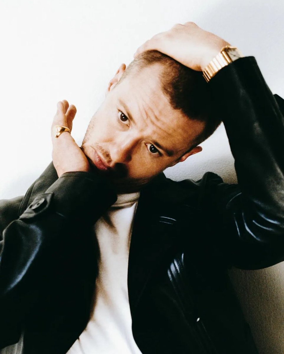 joequinnhq's tweet photo. 📸 Joseph Quinn for L’OFFICIEL! 😍🤍 https://t.co/zF1nqx5Uau