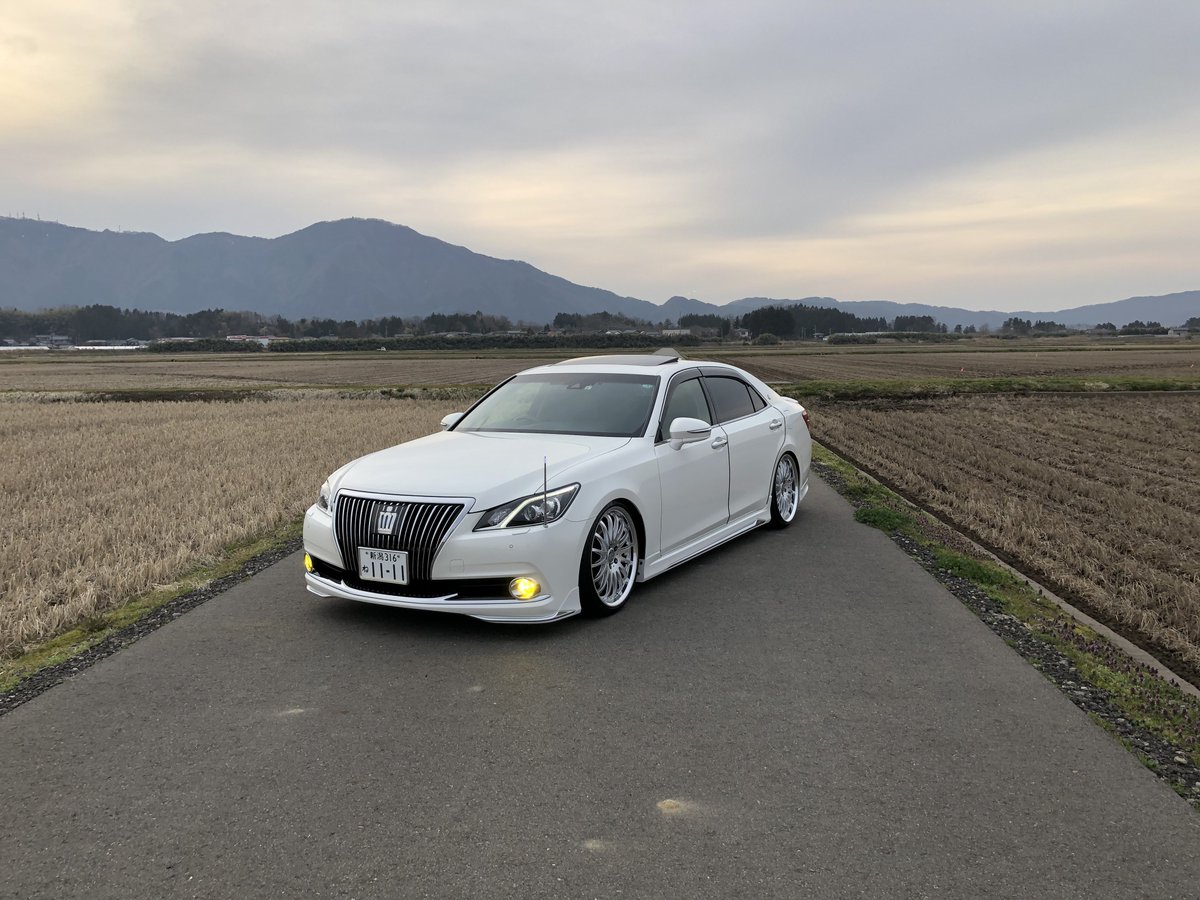 HappyBoy_Joh's tweet photo. #ノーマルから作りました

ディーラー認定中古車
法人ワンオーナー https://t.co/867sRfo48e