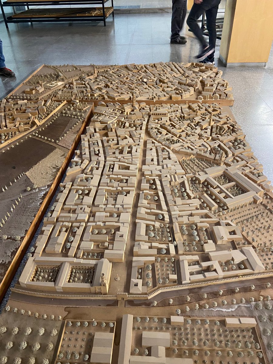 URBATIC's tweet photo. Restauración de la maqueta del Padre Tosca de las @cortsval para la Expo: Valencia: ciudad y huerta. Cartografía de la construcción de un territorio en el #Congreso #isufh #Valencia 2024. Con el apoyo de @UPV @etsaUPV @culturaupv @GVABValenciana @viviendagob @consellhorta #BVD https://t.co/GrurZnkDon