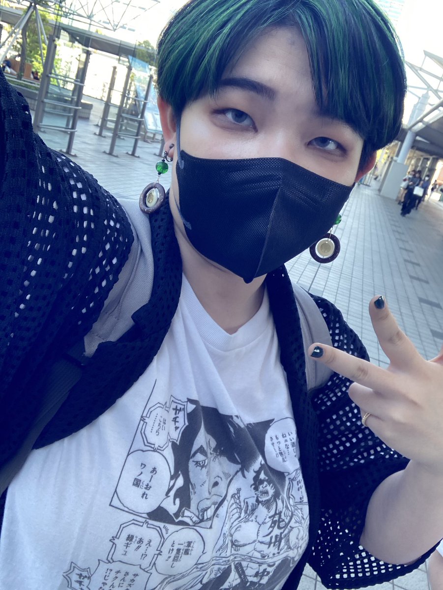 ﾌﾞﾛ tweet media