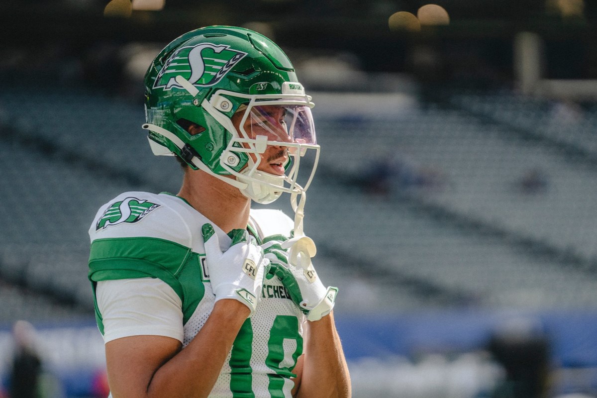 sportscage's tweet photo. Dhel Duncan-Busby is getting ready for his first professional start with high personal expectations:

'Perfection. Run the right routes and do my job.' 

Your Saskatchewan Sports with @_sportsdave:
- Next man up for Rider receivers.
- Regina Pats captain comes back. 
- Hear from curling great Sherry Anderson.
- Bad luck continues for Bo Bichette
- Sask Female U-18 AAA drops puck on new season.

#Riders #Saskatchewan #SSHOF #ReginaPats #Regina #whl #CFL
