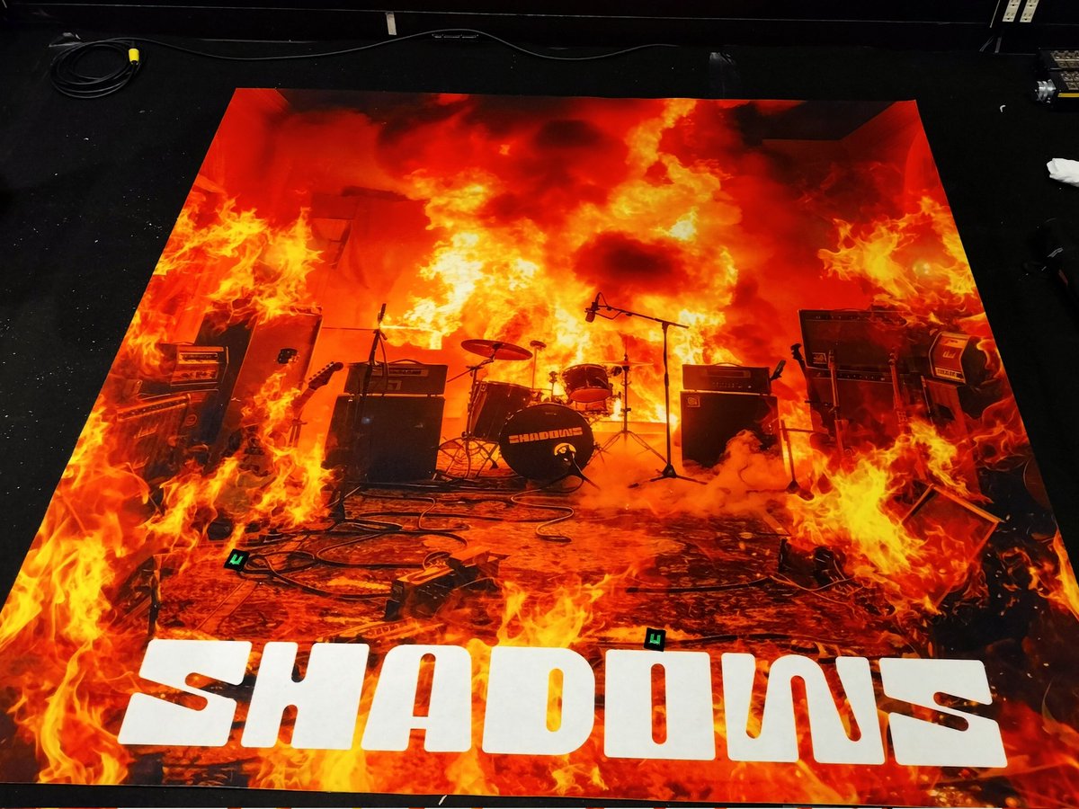 無事終了！
ありがとうございました！
最高のツアー初日になったと思います。
今のSHADOWS最高に格好良いですよ！
フロアは色々と激カオスでしたがバンドや関係者含む皆が笑顔だったのが印象的ですね。
ずっと笑い声のある大好きな人しか居ない最高の1日でした！

#SHADOWS 
#TheBONEZ