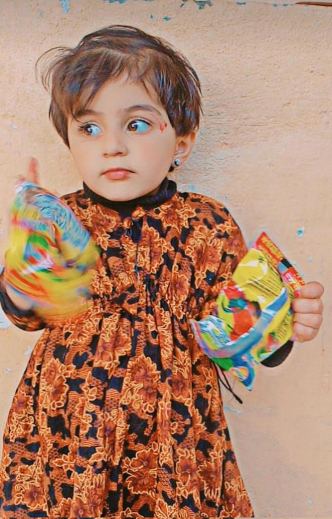 Pakistani462's tweet photo. خاک میں مل گے ہیرے لوگ
زرنینہ تیرا ماموں اتنا سنگ دل تھا کے خود آپ کو ماں کی گود سے اٹھا کر قبر تک لے گیا نینہ تیرے بعد میری بہن کا گھر اجڑ گیا کاش میری عمر لگ جاتی تمہیں۔تیری جدائی کالے دبے کی طرح دل پے رہے گا۔ آنسو رکنے کا نام نہیں لے رہی اللّٰہ صبر جمیل دے ہم سب کو۔ 😢 😭 https://t.co/IvB26YPTBr