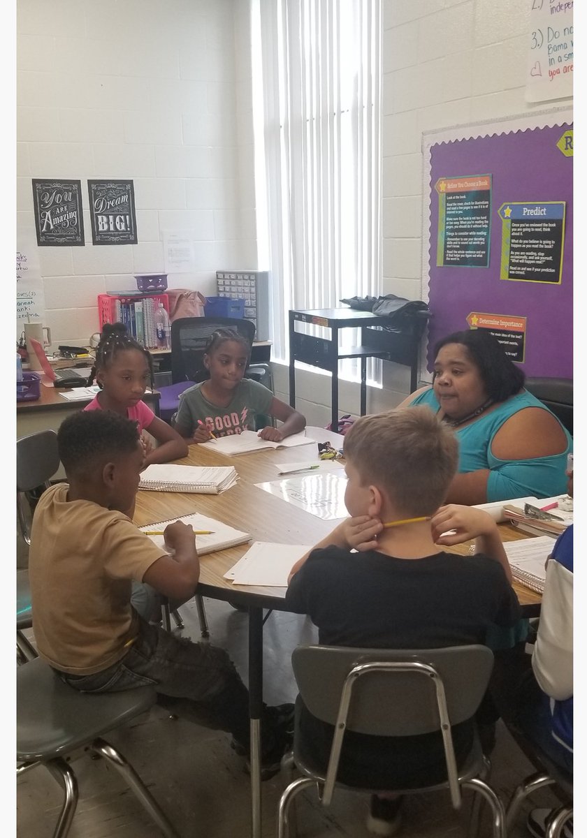 DES_HCS's tweet photo. We were honored to have Dr. Pace with us at DES and to show him our commitment to excellence in teaching and learning. #HenryProud #BulldogPups 
#Trailblazing2025 #DESPride #WelcomeDrPace https://t.co/ELPa9eeC0n