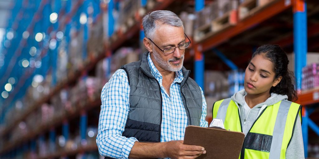 FIT4WRK's tweet image. This National Employ Older Workers Week, we&apos;ve looked at common myths around older workers and proactive ways to prevent injury. Next up, we take a closer look at the benefits and risks of employing older workers. #agingworkforce #NEOWW
okt.to/H5GjJ8